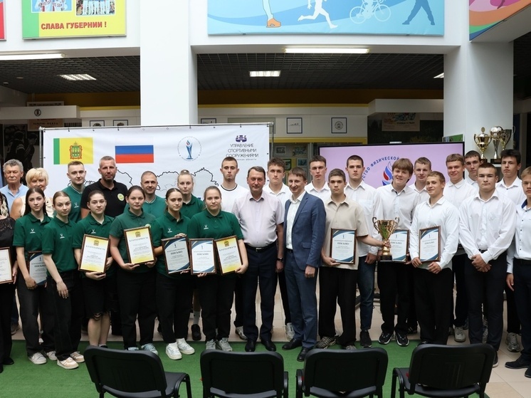 Пензенские спортсмены и тренеры получили региональные награды за выдающиеся достижения