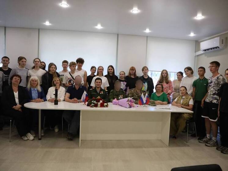 Урок мужества для молодёжи провели в Серпухове участники СВО