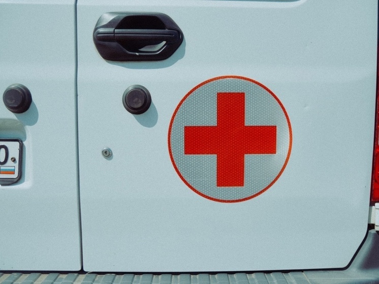 В Томской области двое малышей выпали из окон за сутки