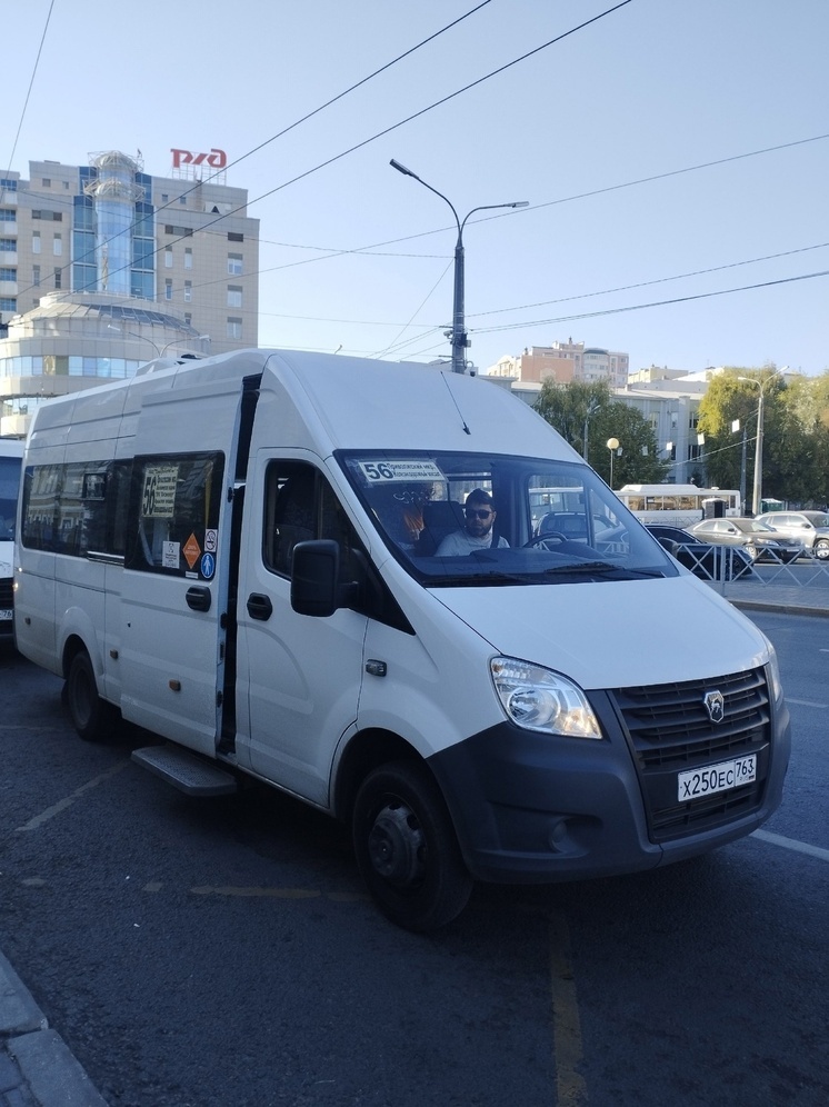 Для маршрута №56 в Самаре решили не убирать ГАЗели