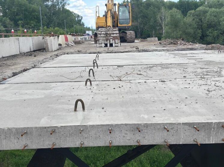 В Башкирии продолжают ремонт моста на дороге Давлеканово – Толбазы