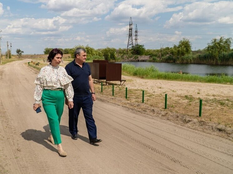 В Мелитополе завершается благоустройство территории озера Горячка