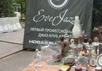 Парковый вайб — так мы как организаторы решили назвать новое пространство для отдыха со смыслом, чтобы в теплое время года создать приятную атмосферу для проведения творческих, музыкальных, оздоровительных и развлекательных мастер-классов и программ для алматинцев и гостей южной столицы страны