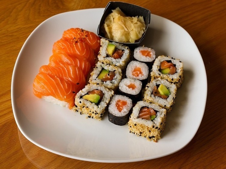 Калужан поздравили с Днём суши