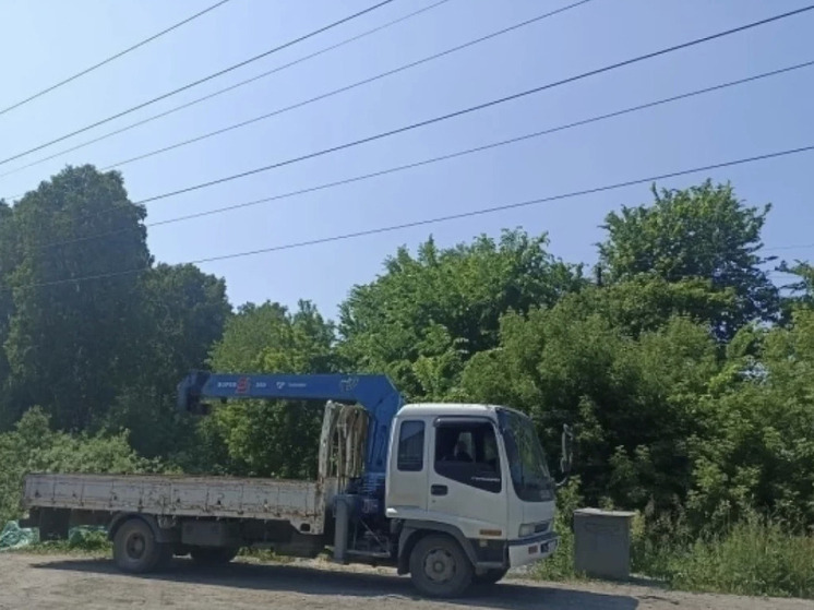 В Бердске кран-манипулятор задел высоковольтную линию и временно обесточил объекты