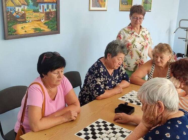 Турнир по шашкам для пожилых людей прошел в Акимовке Запорожской области
