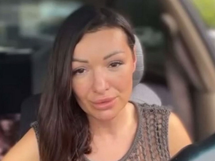 Пожелавшую смерти бойцам СВО блогершу из Иркутска выселят из квартиры