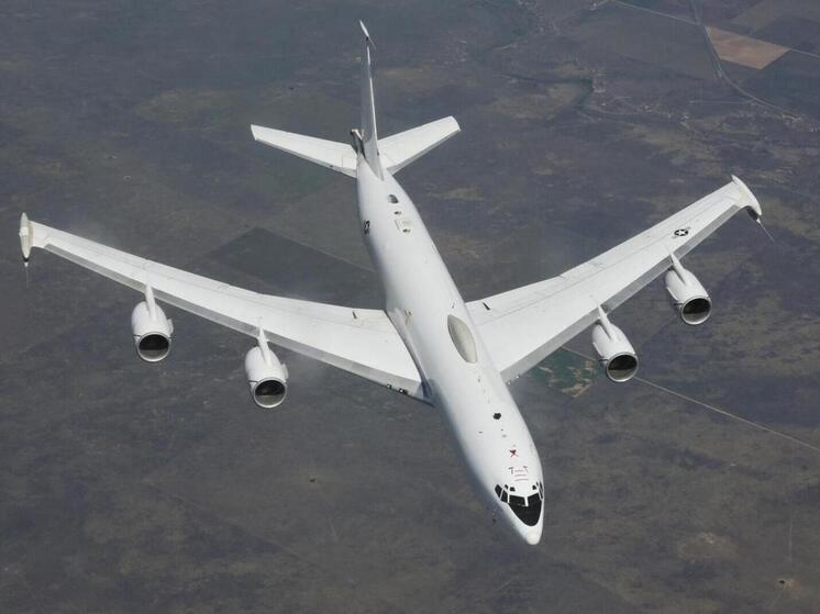 Самолет "судного дня" президента США всю ночь кружил над Вашингтоном