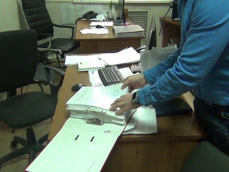Чиновницу осудили в Дагестане за хищение 1,9 млн рублей из зарплат учителей