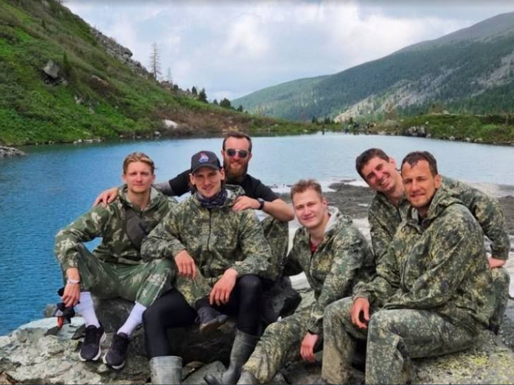 Ярославские хоккеисты  похвастались отдыхом на Горном Алтае.