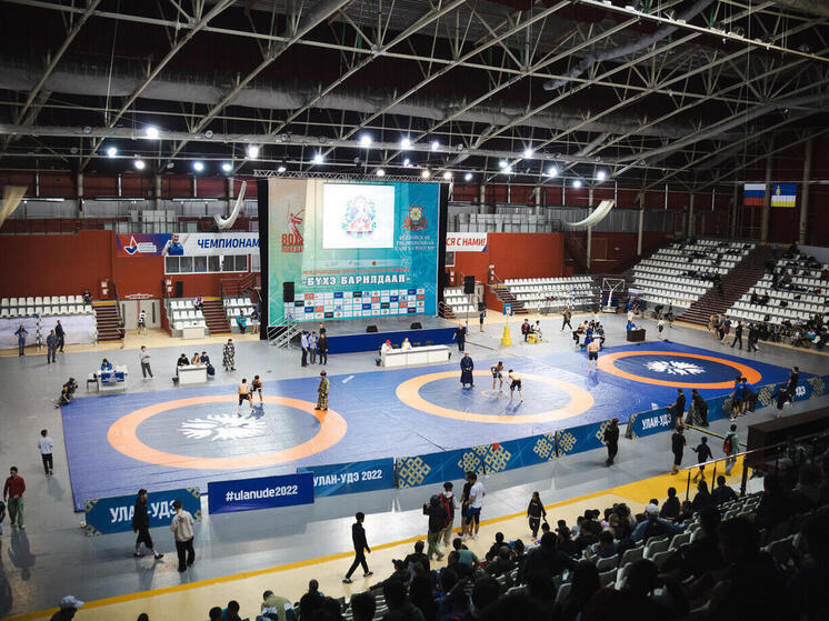 Федерация спортивной борьбы Бурятии подвела итоги года и наградила чемпионов