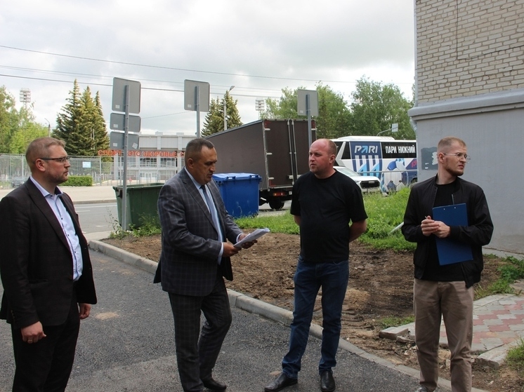 Чебоксарцы участвуют в приемке работ по благоустройству дворов