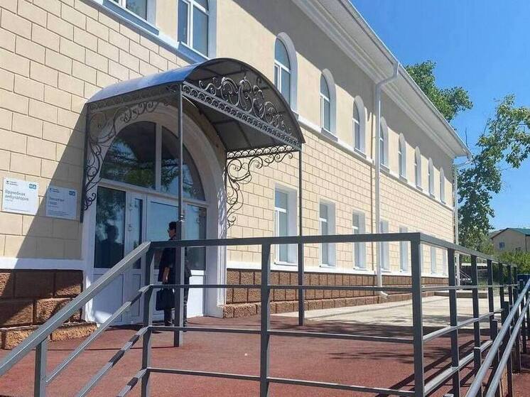 В Улан-Удэ «органы» позаботились о ремонте амбулатории