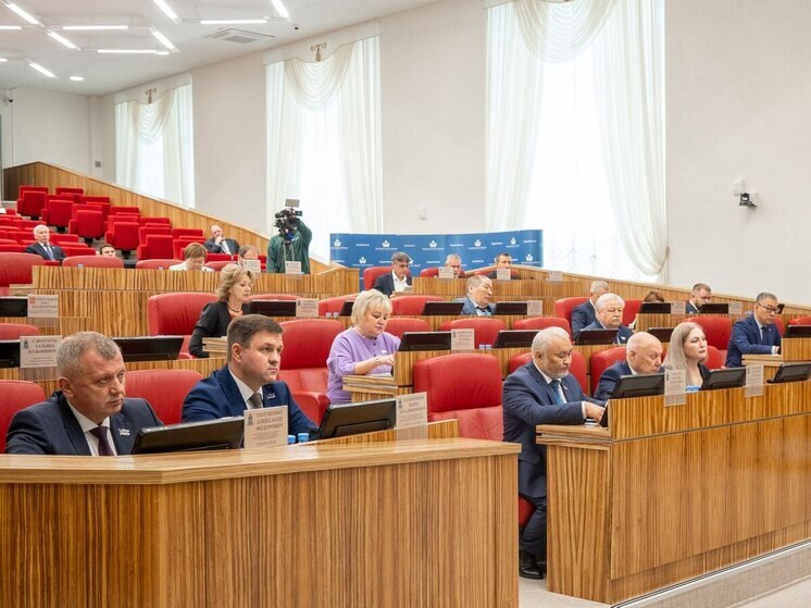 Ямальские законодатели направят 2 обращения федеральным властям
