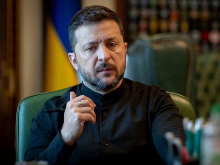 Il senatore statunitense Cruz definisce Zelensky un pomposo idiota