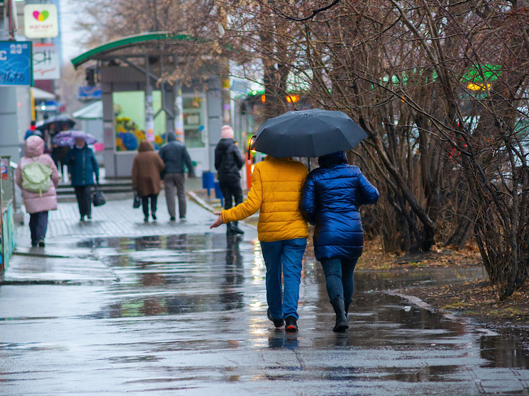 Штормовое предупреждение продлили в Челябинской области на пару дней