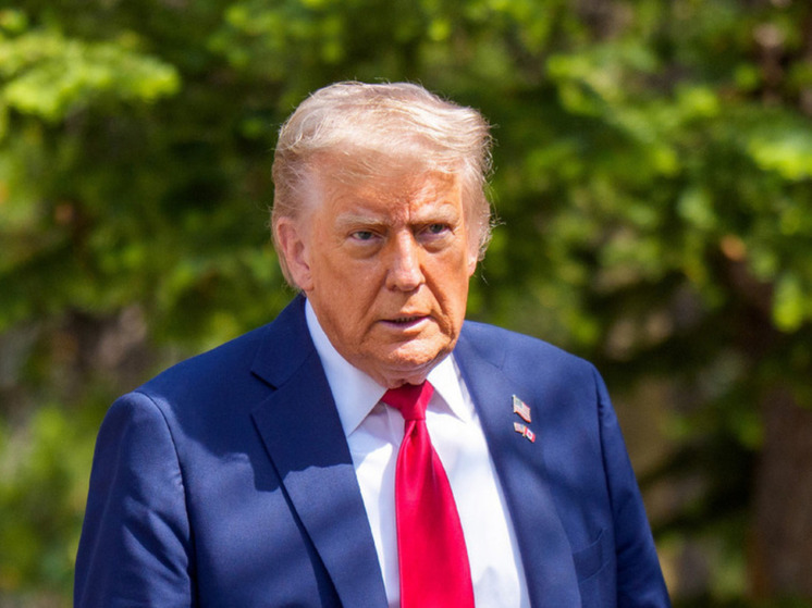 Guardian: Трамп предложил ударить по Ирану, если будет уничтожен объект в Фордо