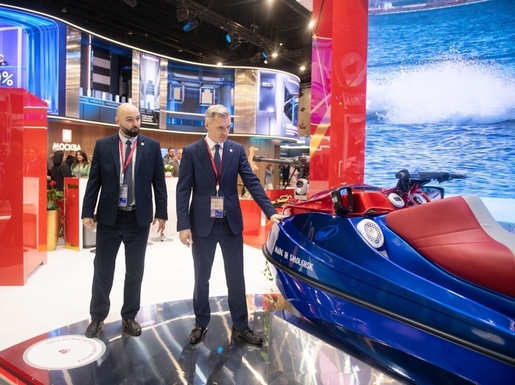 Смоленские разработчики представили на ПМЭФ уникальный гидроцикл