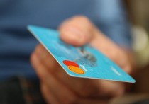 Депутаты Госдумы пообещали, что 2025 год станет переломным в борьбе с телефонными мошенниками, которые к декабрю намереваются украсть у россиян 340 млрд руб
