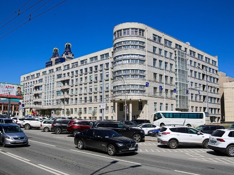 На обращения граждан в Новосибирске частично отвечает нейросеть