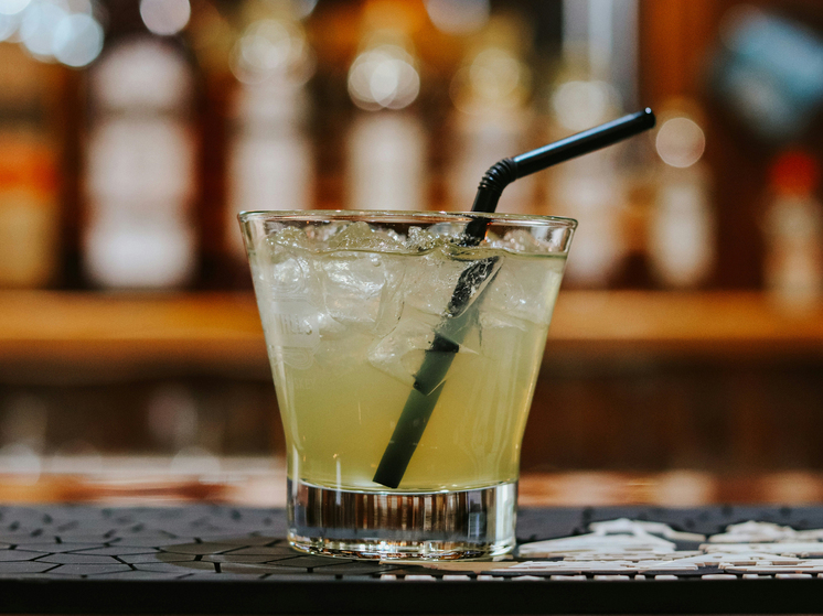 Ученые нашли способ приучить молодежь к трезвости