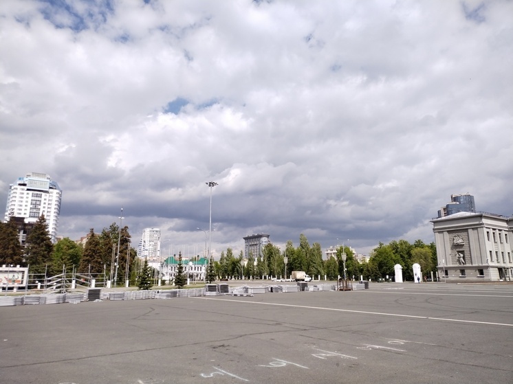 Полоса препятствий в 100 метров появилась в Самаре на площади Куйбышева