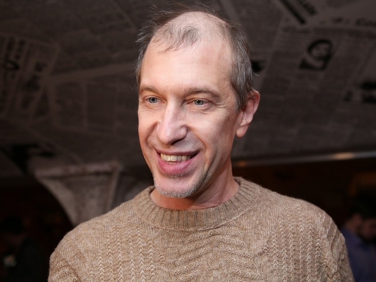 Критик Соседов: звезды шоу-бизнеса приезжают на ПМЭФ, чтобы развлекать гостей