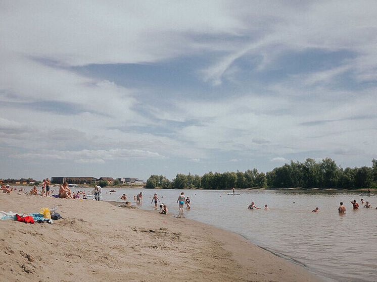 К купаниям готов! В Барнауле открыли городской пляж