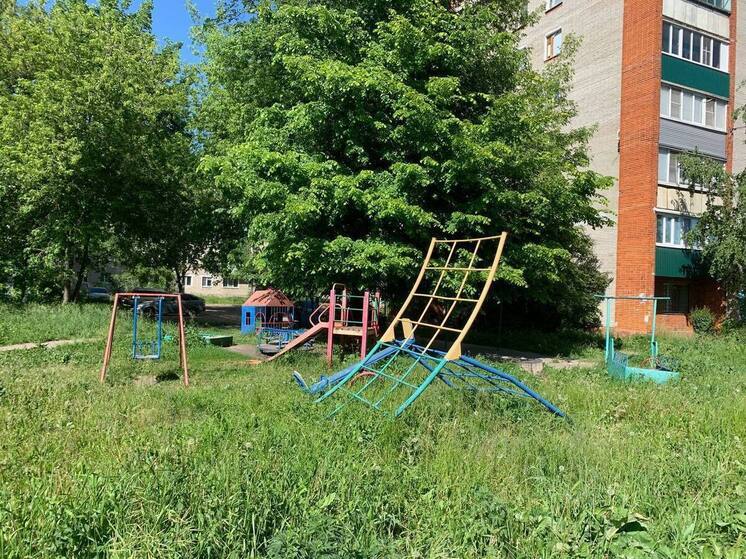 Как пензенским родителям обеспечить безопасность детей на игровых площадках