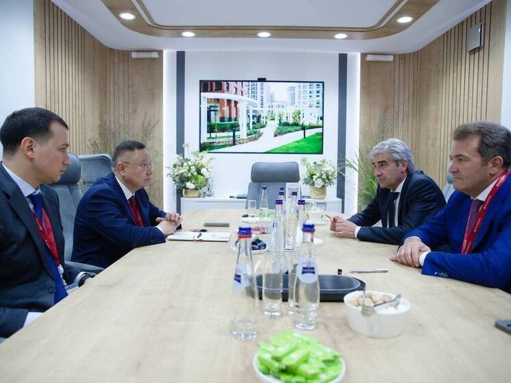 В рамках ПМЭФ обсудили масштабные строительные работы в новых регионах