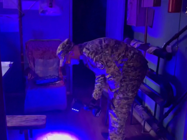 В калужской хозпостройке совратили двух школьников