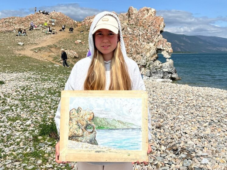 Юные художники запечатлели "Байкальские истории"