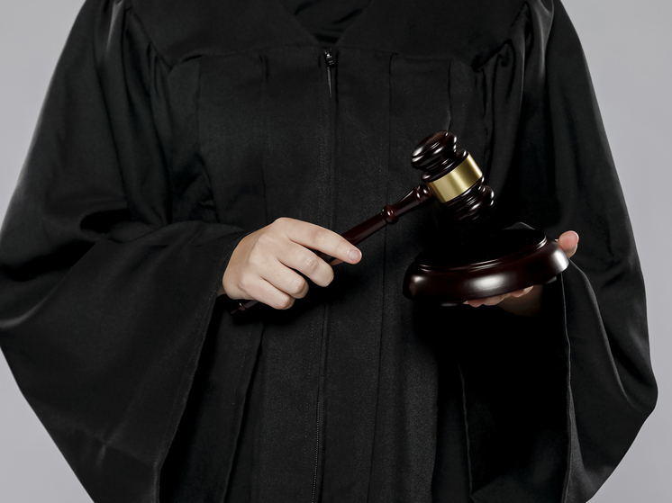 Суд признал фиктивным брак жителя Самарской области с 60-летней иностранкой