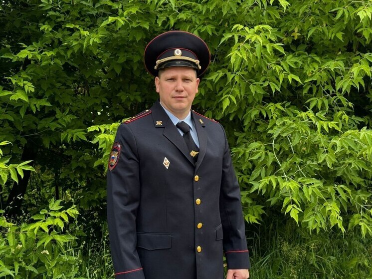 Сотрудник полиции спас тонущую женщину в Ивановской области