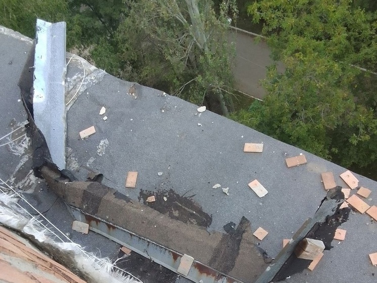 Тридцать крыш в многоэтажках Кировска отремонтировал Иркутск