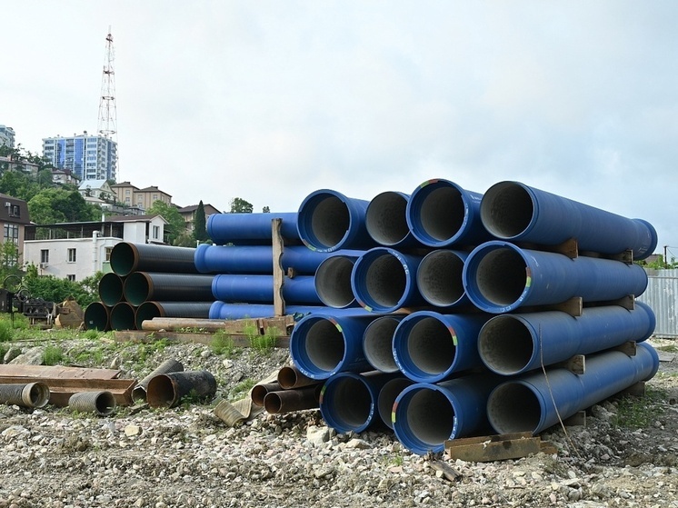 В микрорайоне Соболевка начали строить коллектор