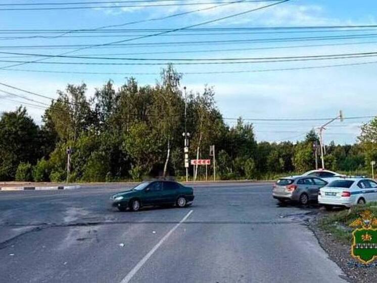 Названы подробности ДТП с Renault и мопедом в Калуге