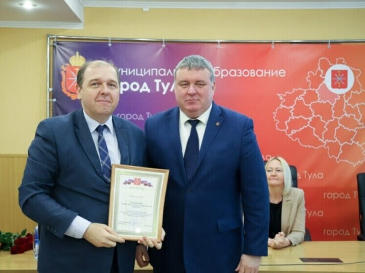 В Туле наградили волонтеров и за помощь в организации голосования