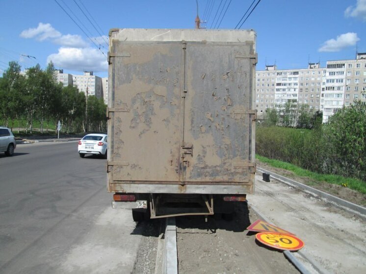 «Мерседес» с ключом в замке стал добычей угонщика в Мурманске