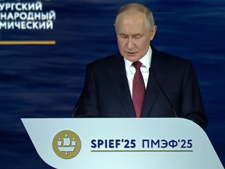 Путин и заместитель премьера Госсовета КНР Сюэсян провели встречу на полях ПМЭФ