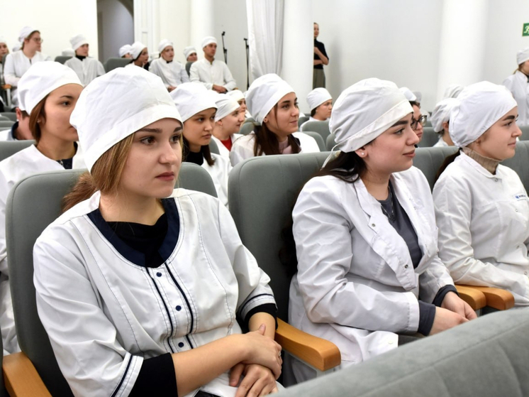 В Крыму стартует пилотный проект по подготовке фельдшеров скорой помощи
