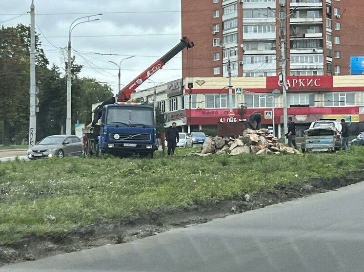 Светящегося орла убрали с въезда в Орёл из-за дорожных работ