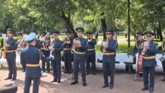 В Таврическом саду оркестр МЧС Петербурга сыграл бессмертные хиты Виктора Цоя