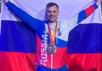 Громкий скандал разгорелся в мире кикбоксинга. Министерство образования и исследований Молдавии заявили о невозможности проведения чемпионата Европы с участием российских и белорусских спортсменов. В итоге турнир пришлось перенести на 2026 год.
