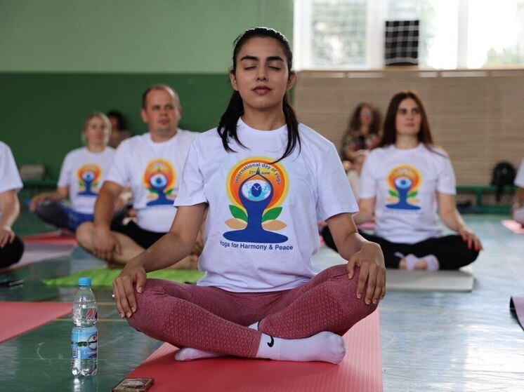 В Волгограде отметили Международный день йоги