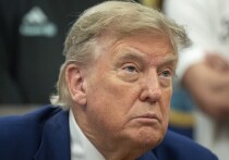 Едва успев отдать приказ о нанесении военных ударов по Ирану, Дональд Трамп в зловещем телеобращении из Белого дома поднял вопрос о возможности дальнейших нападений на эту страну, если ее руководство не начнет мирные переговоры