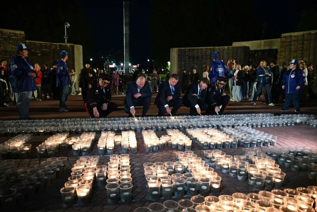Они не вернулись, но остались с нами: в Барнауле почтили память героев Великой Отечественной войны
