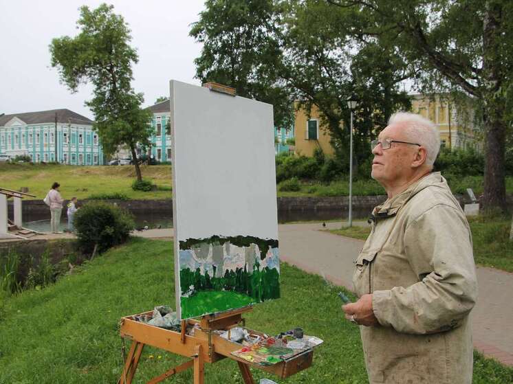 В Вышнем Волочке стартовал первый пленэр «Венеция Венецианова. Городские пейзажи»