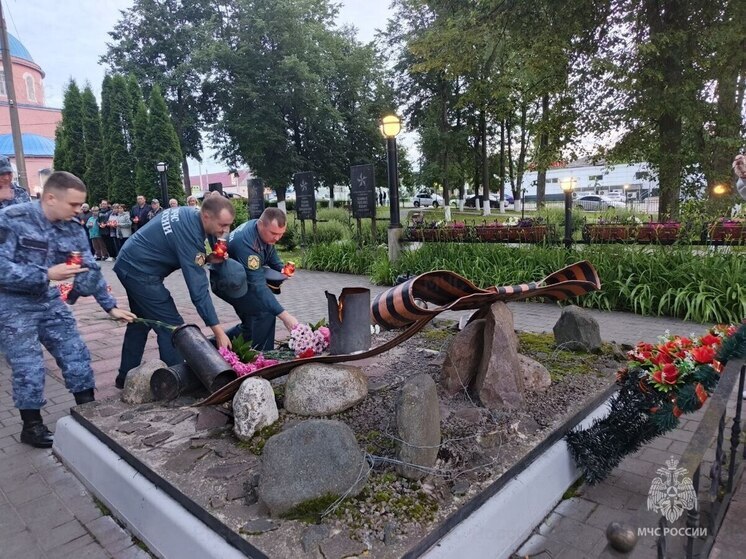 В Одоеве и Белёве спасатели МЧС почтили память героев ВОВ