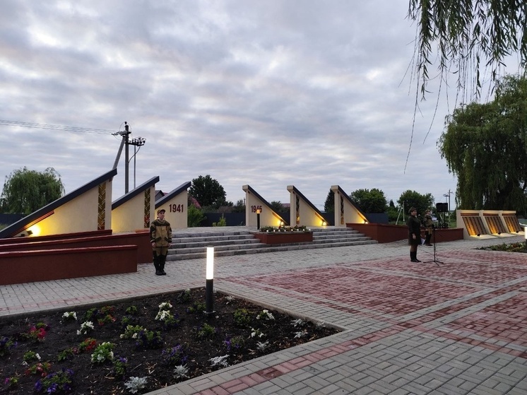 В тамбовском Куксово открыли памятник в честь воинов-земляков